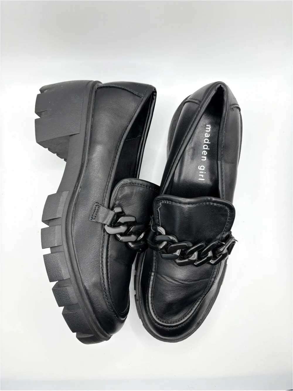 Madden Girl Platform Chunky Loafers‎ Black Chain Link
